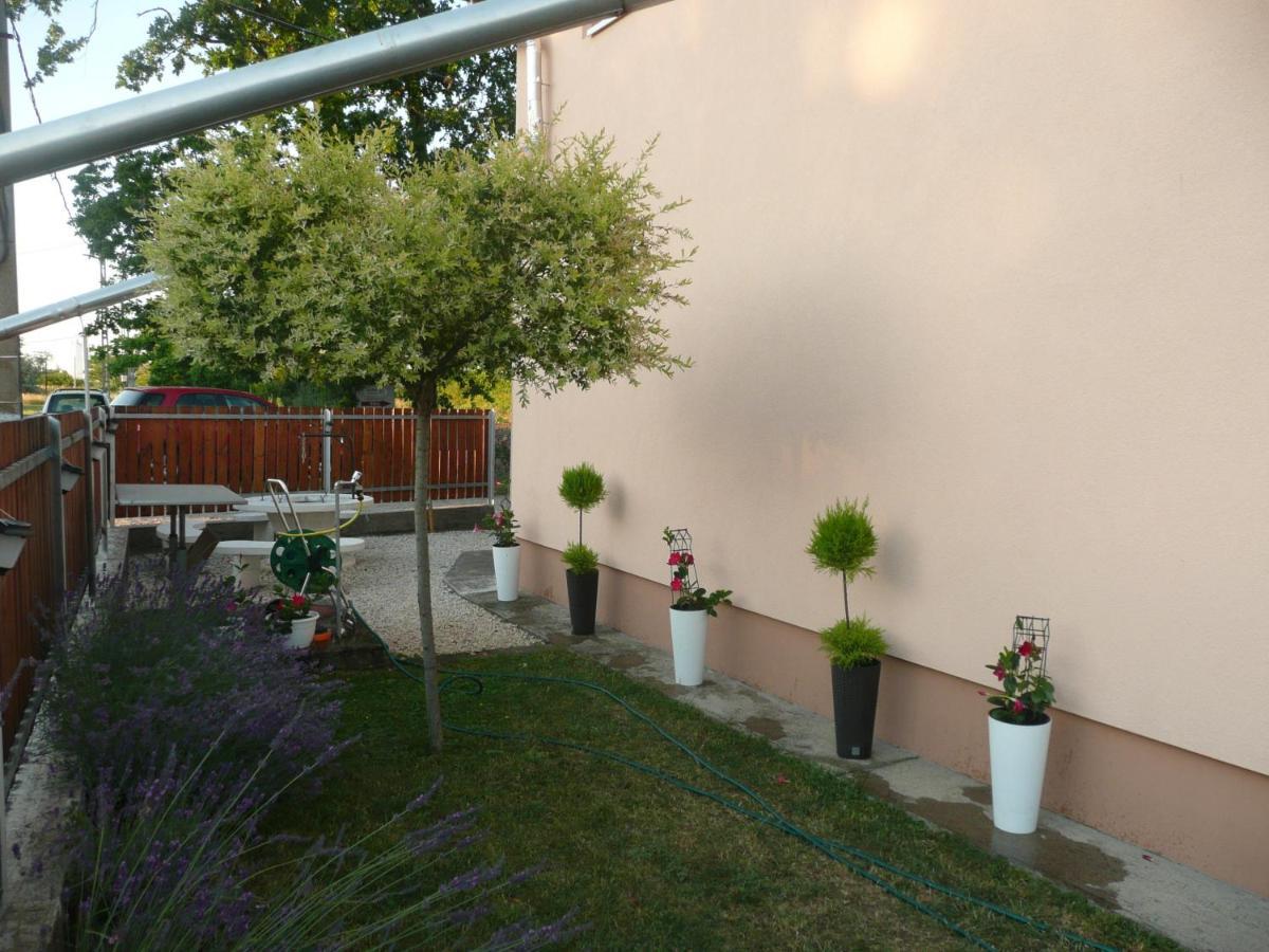 Villa Levendula Vendeghaz Hajdúnánás Exterior foto